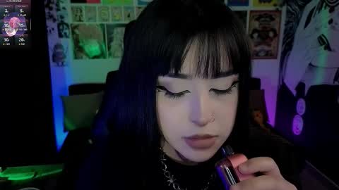    rawr   Anne Independent model      online show from January 18, 1:57 am