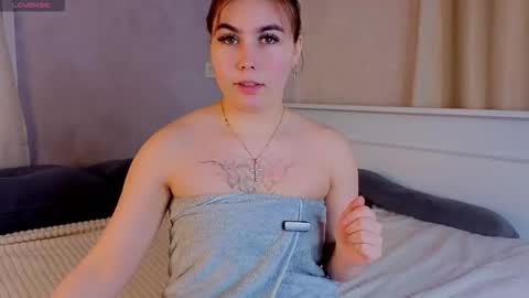 Amy Novak online show from December 5, 11:11 am