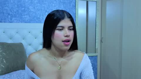 yulissa_girls online show from September 24, 10:25 am