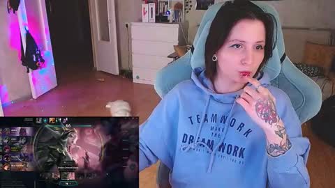 Kris online show from January 12, 9:29 pm