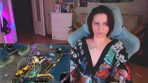 Kris online show from December 5, 5:17 pm