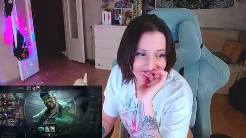 Kris online show from December 29, 10:03 pm