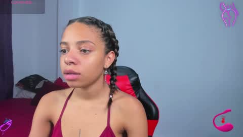 yumi_hanna online show from March 28, 2:33 am