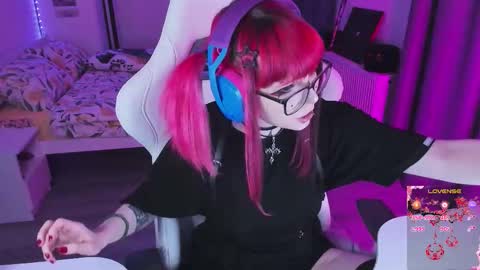 Yumi 3 online show from December 17, 10:36 pm