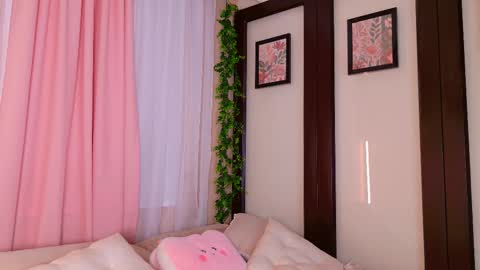   online show from November 20, 2:01 am