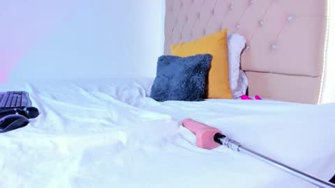 Zafiro Brown online show from September 29, 1:38 pm