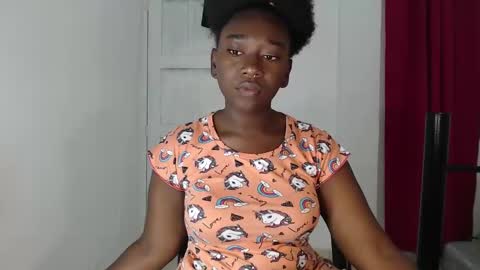 Snapshot of zahhysims chatting on February 2, 10:46 am zahhy online show from February 2, 10:46 am