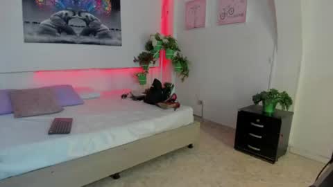 zahra_nur online show from July 28, 7:26 pm