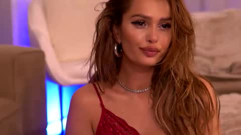 Zaira online show from November 28, 10:51 am