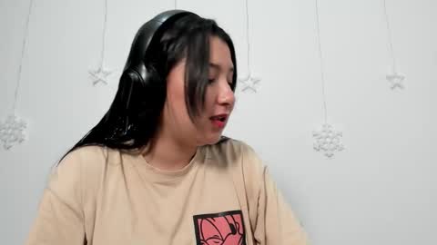 zammii69 online show from February 20, 9:04 pm