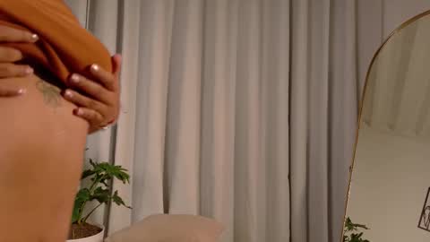 Zara Nova online show from December 19, 12:48 am