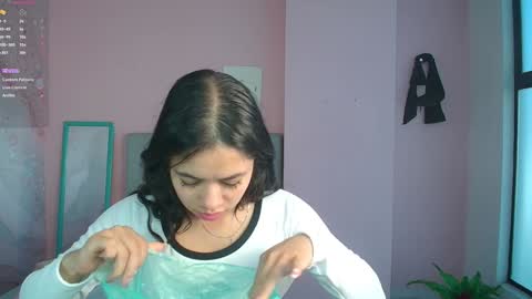 Zarah  online show from January 7, 1:14 pm