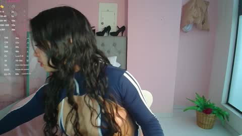 Zarah  online show from January 11, 4:36 pm