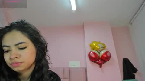 Zarah  online show from October 8, 11:20 pm