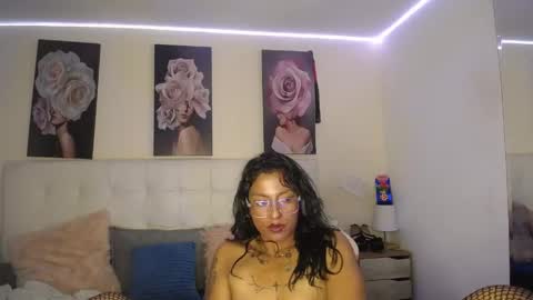 Zarah online show from June 4, 3:16 pm