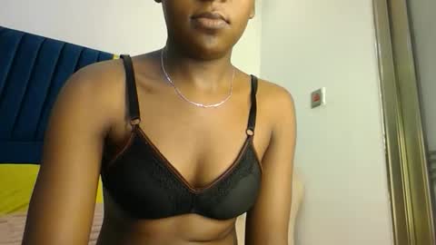 zariah online show from April 1, 7:11 pm