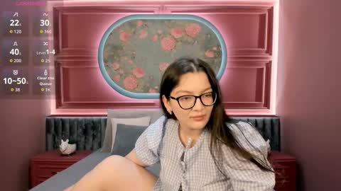 Zarifa online show from October 9, 3:05 pm