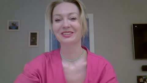 Zarina Swift online show from December 4, 4:26 am