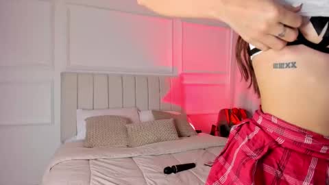 Zasha B online show from October 31, 1:37 pm