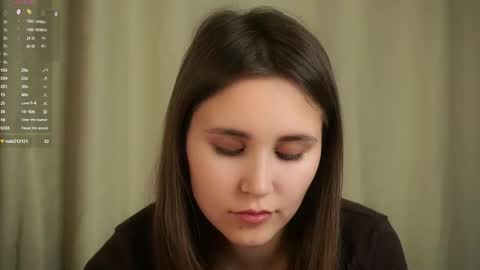 Emilia online show from November 3, 1:20 am