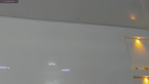 Zenda Evans online show from March 30, 3:50 am