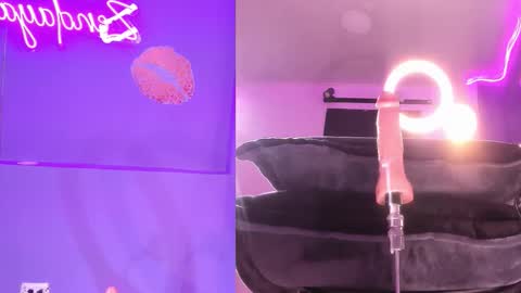 Zendaya online show from February 21, 8:20 pm