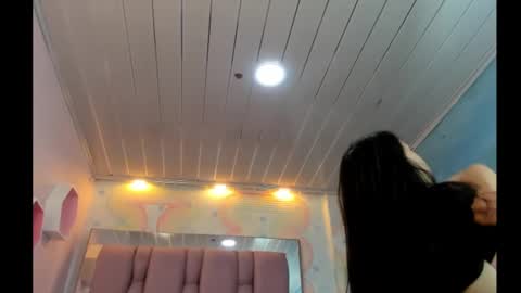 ZEPHYRA ANGELS online show from February 17, 11:44 am