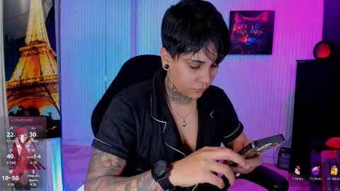 zhoestrong online show from April 5, 8:19 pm