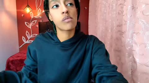 Zia Green online show from January 6, 7:13 pm