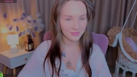 Zlata  Mon Tue Thu Fri Sun Sa GMT 3 0000pm - 0600pm  online show from January 19, 9:16 am