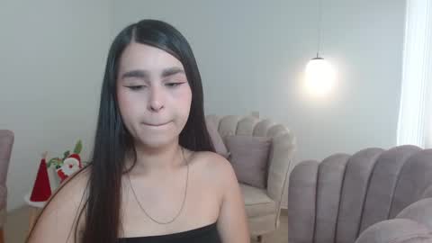 Zoe online show from January 6, 8:50 pm