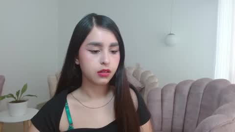 Zoe online show from January 9, 8:11 pm