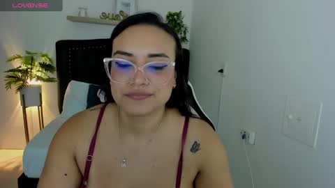 Zoe  online show from February 18, 12:17 pm