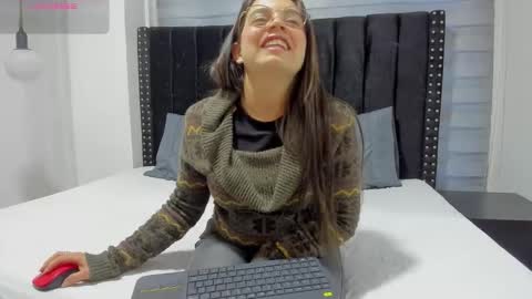 Zoe online show from February 24, 11:53 am