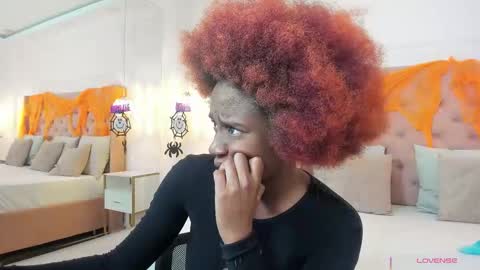 Zoe Novakk  online show from November 3, 9:30 pm