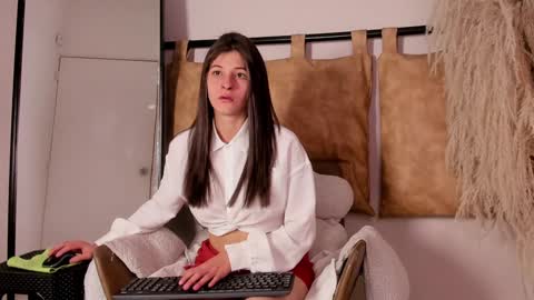 Zoe Olsen online show from December 25, 2:56 pm