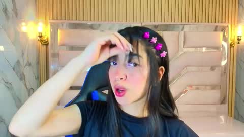 Zoe  online show from October 22, 3:22 am