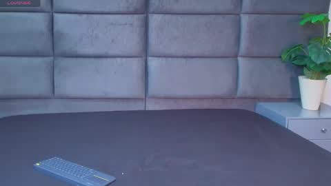 ZOE online show from April 17, 1:46 pm