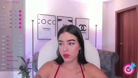 Snapshot of zoee_jackson chatting on February 26, 7:19 pm  zoee jackson online show from February 26, 7:19 pm