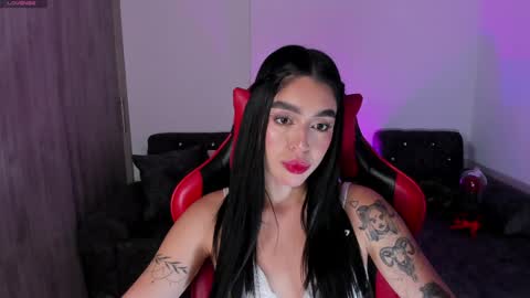  zoee jackson online show from April 5, 5:50 am