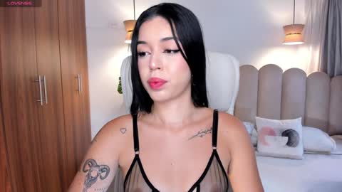 Snapshot of zoee_jackson chatting on February 1, 11:43 am  zoee jackson online show from February 1, 11:43 am