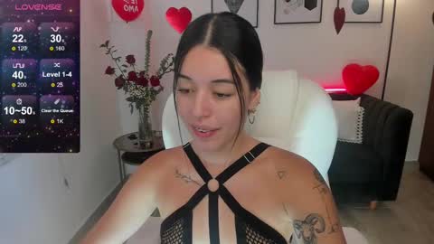 Snapshot of zoee_jackson chatting on February 17, 7:01 pm  zoee jackson online show from February 17, 7:01 pm