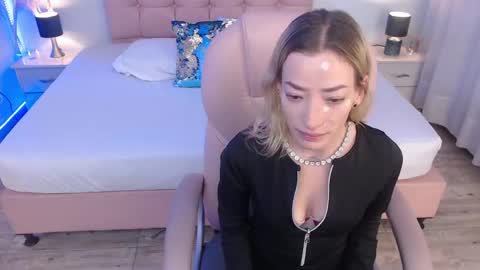 zoe online show from June 3, 3:51 am