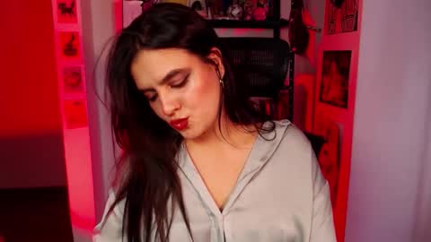 Zoee online show from February 6, 8:56 pm