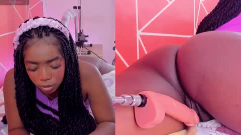Snapshot of zoeethompson_cm chatting on March 11, 11:12 am online show from March 11, 11:12 am