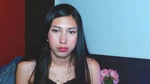 Laura  online show from December 12, 4:04 am