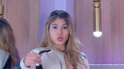 Zoe online show from March 21, 11:26 am