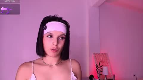lia  monroe online show from July 7, 7:23 am