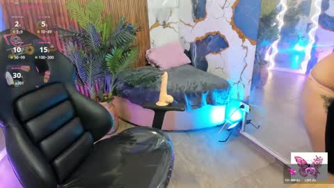 zyra_tay online show from May 28, 11:41 am