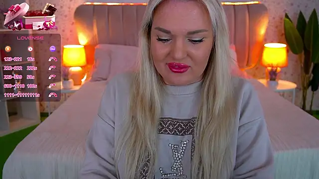 MissyMartinez online show from February 4, 8:28 am